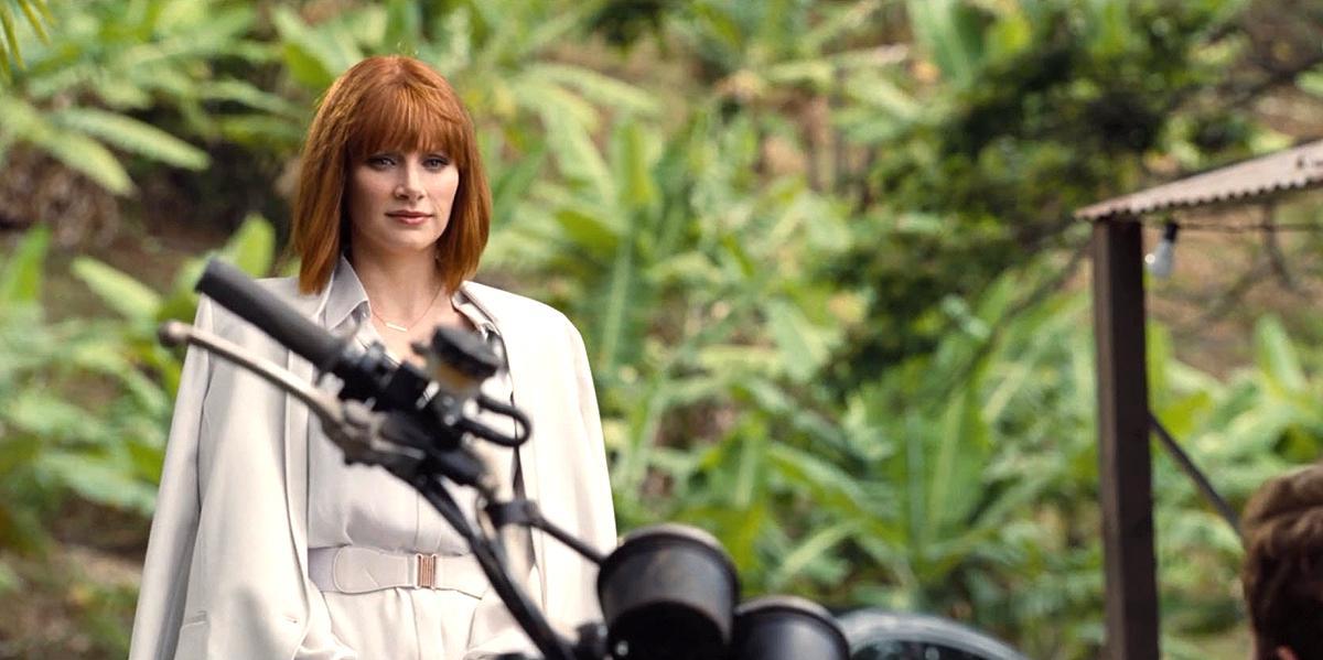 brycedallashoward-jurassicworld-01659.jpg