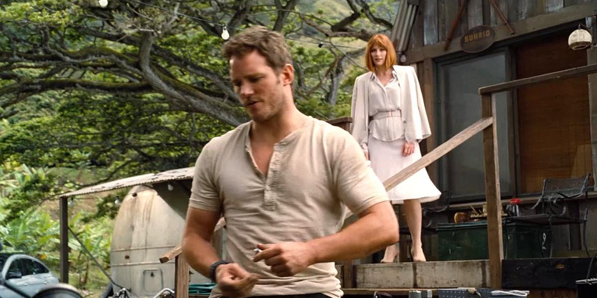 brycedallashoward-jurassicworld-01723.jpg