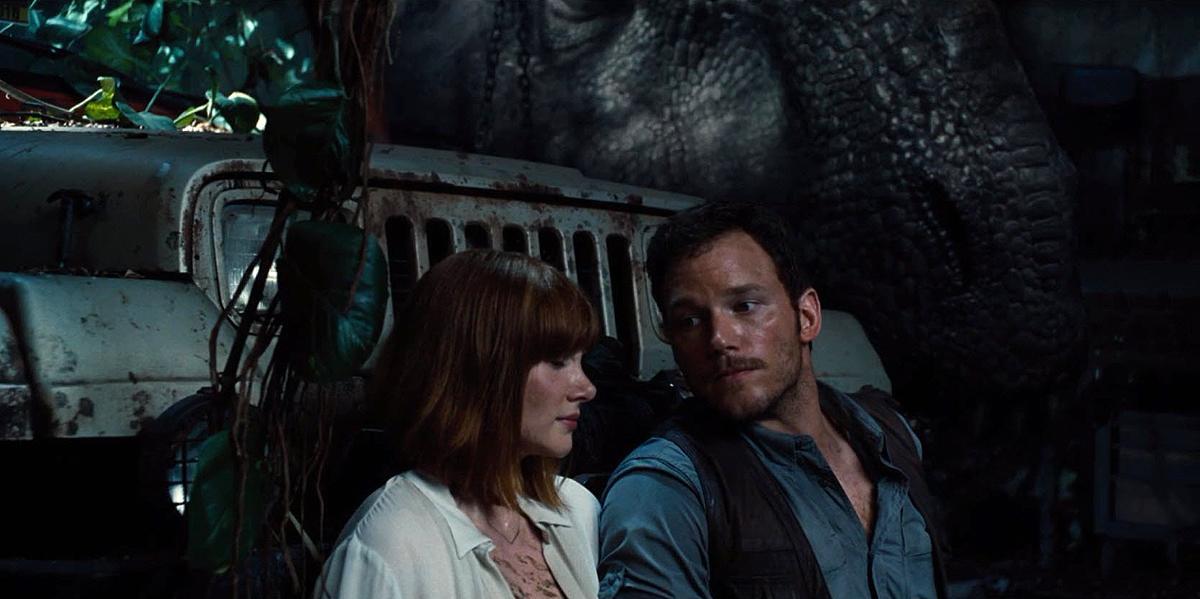 brycedallashoward-jurassicworld-04600.jpg