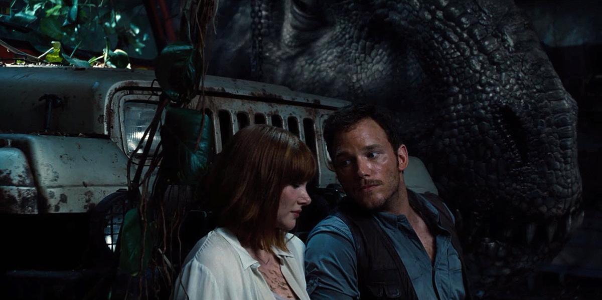 brycedallashoward-jurassicworld-04601.jpg