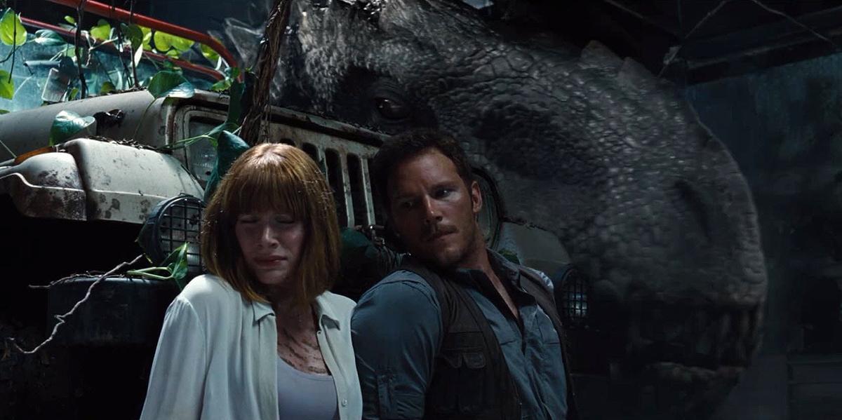 brycedallashoward-jurassicworld-04616.jpg