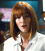 brycedallashoward-jurassicworld-00660.jpg