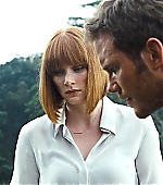 brycedallashoward-jurassicworld-04013.jpg