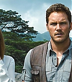 brycedallashoward-jurassicworld-04059.jpg