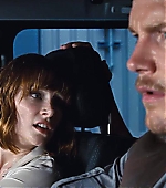 brycedallashoward-jurassicworld-05216.jpg