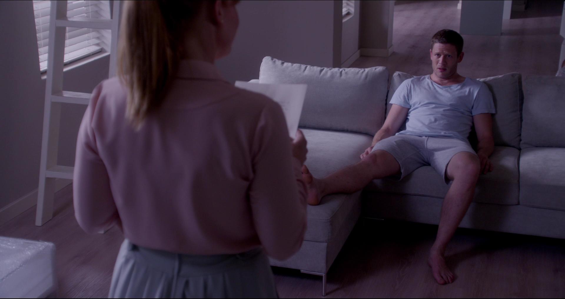 BlackMirror_28165029.jpg