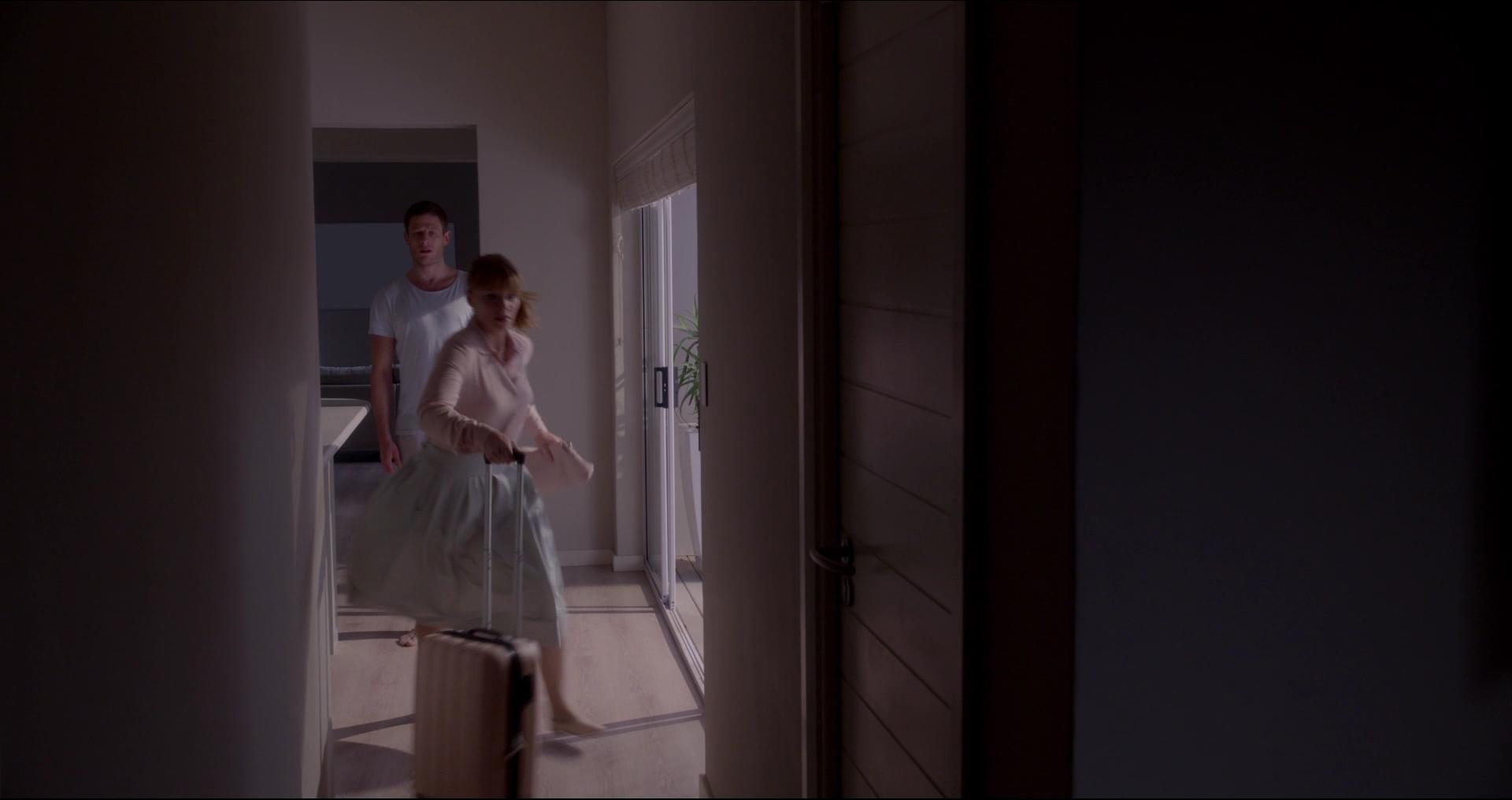 BlackMirror_28178929.jpg