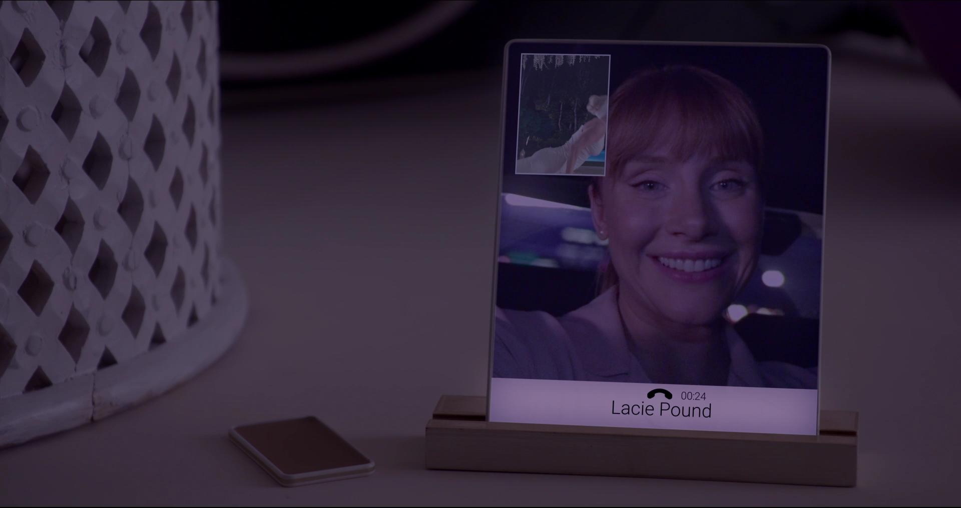 BlackMirror_28186429.jpg