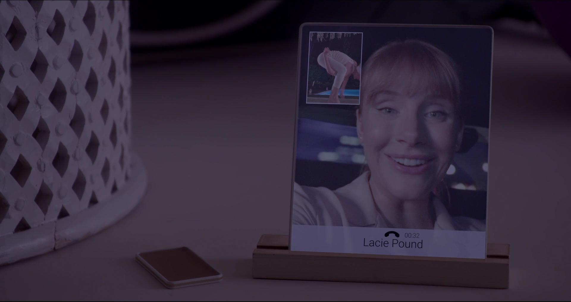 BlackMirror_28186829.jpg