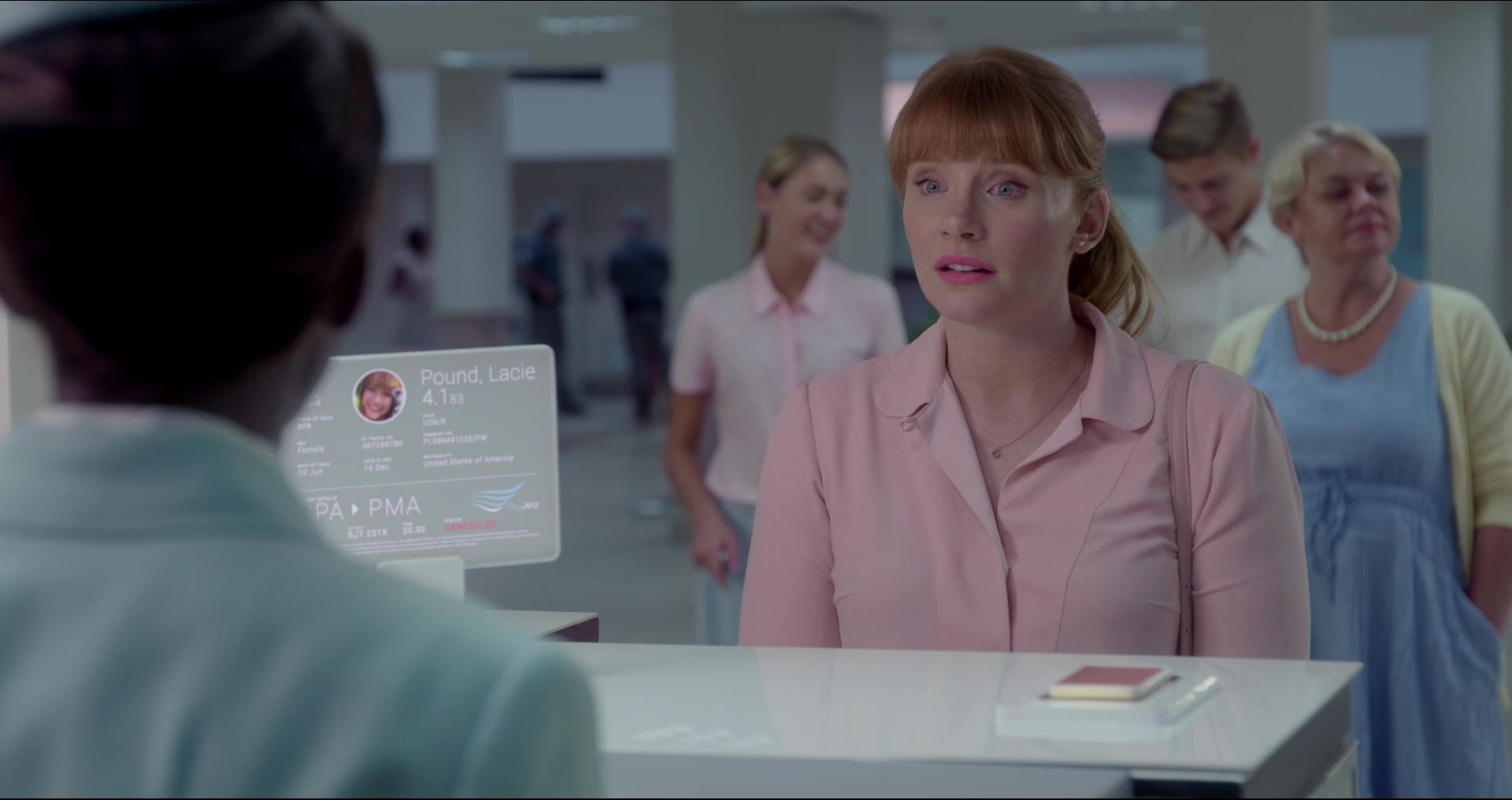 BlackMirror_28196129.jpg