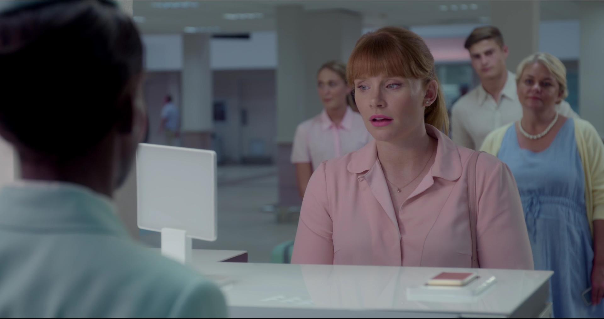 BlackMirror_28196929.jpg