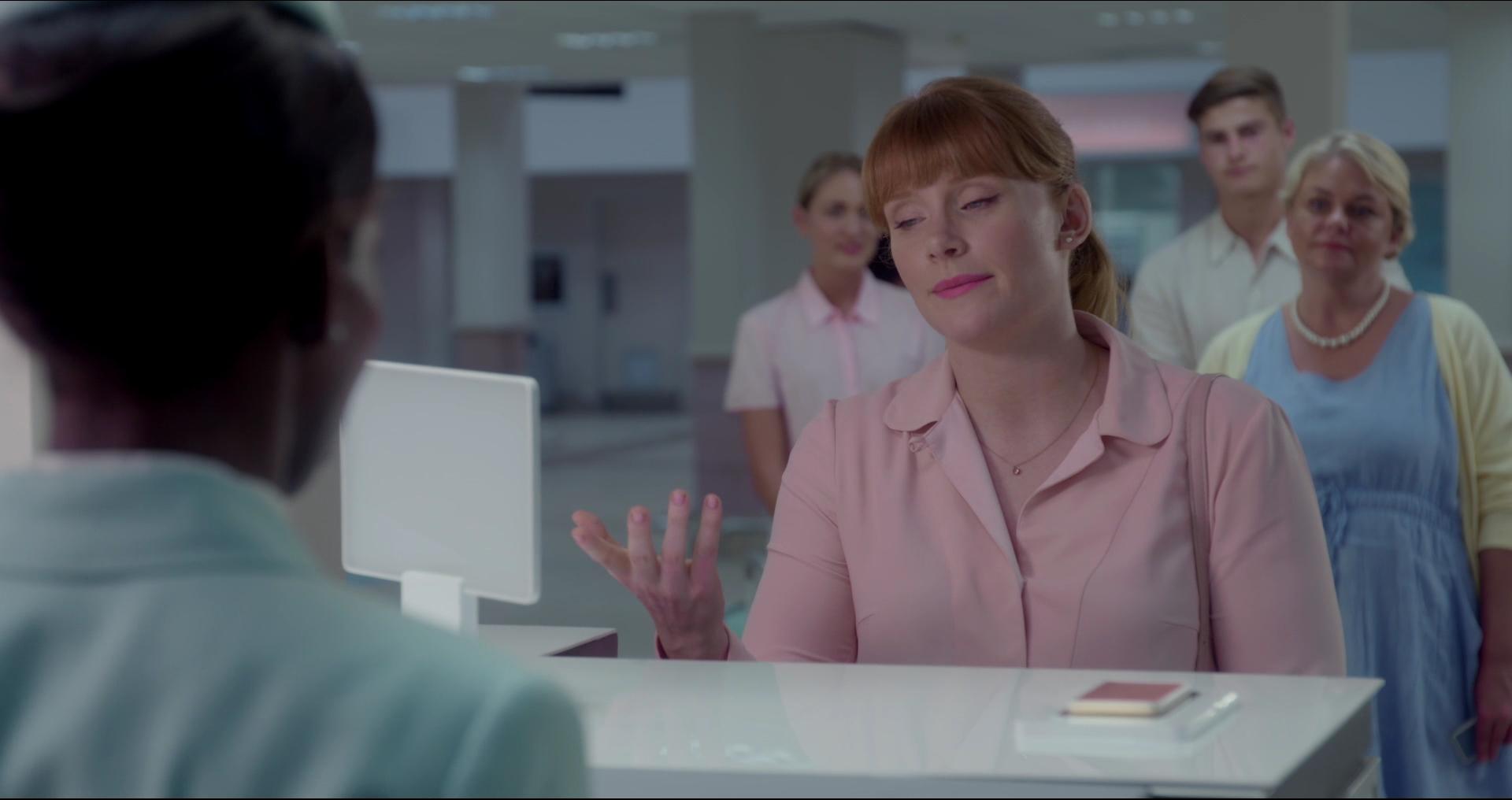 BlackMirror_28197529.jpg