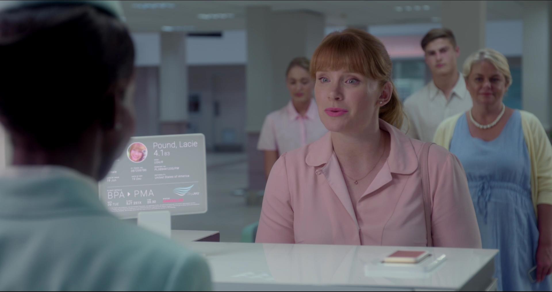 BlackMirror_28199929.jpg