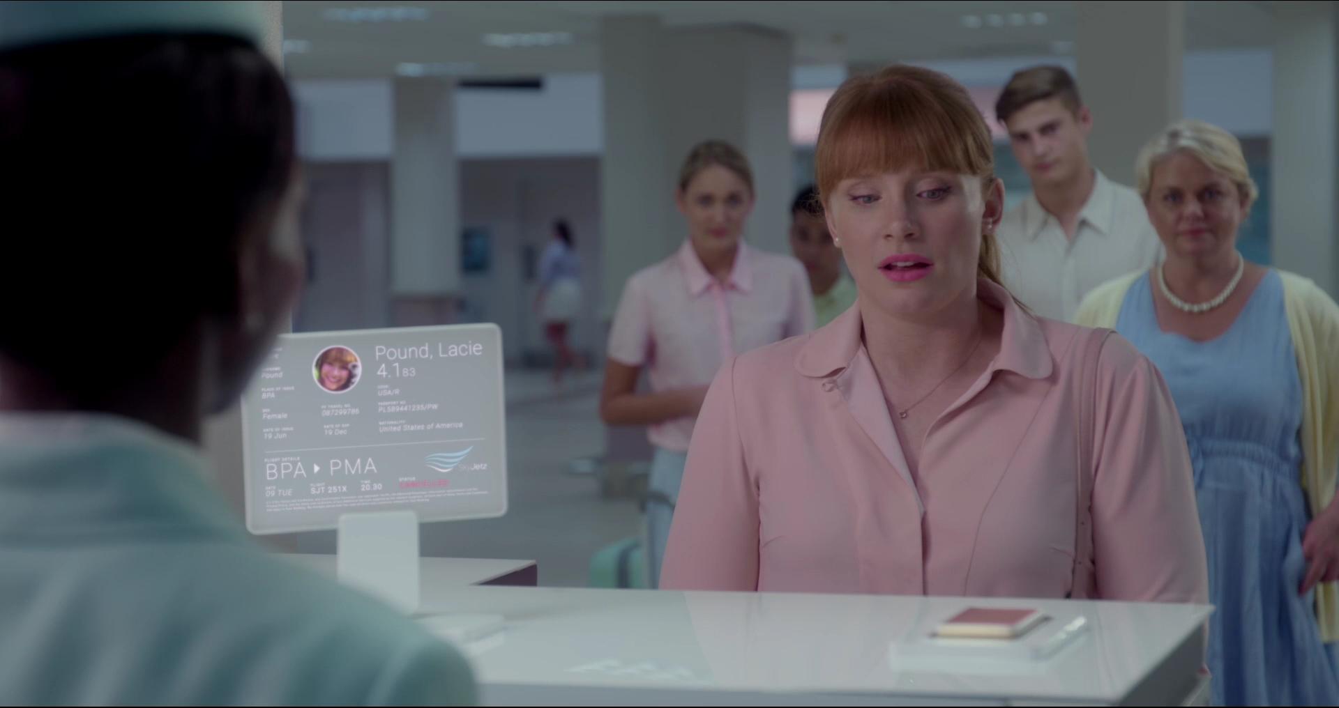 BlackMirror_28201229.jpg