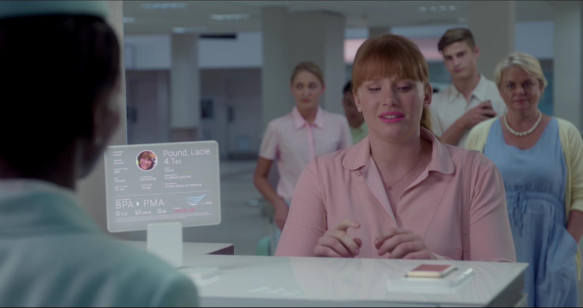 BlackMirror_28201429.jpg