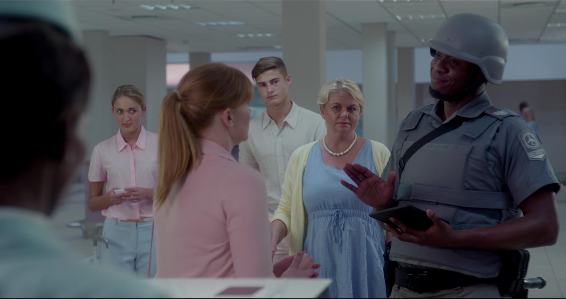 BlackMirror_28203029.jpg