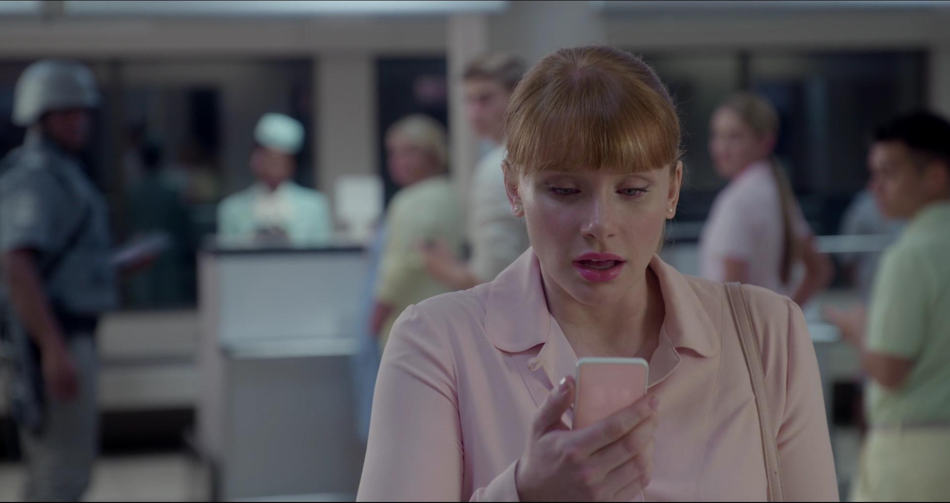 BlackMirror_28207929.jpg