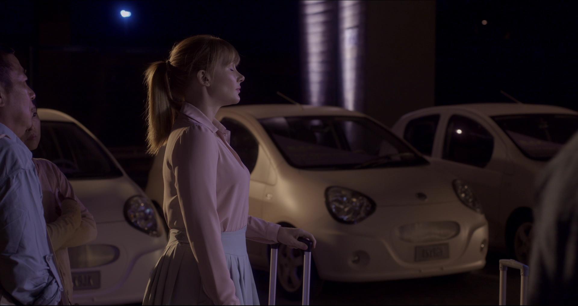 BlackMirror_28209029.jpg