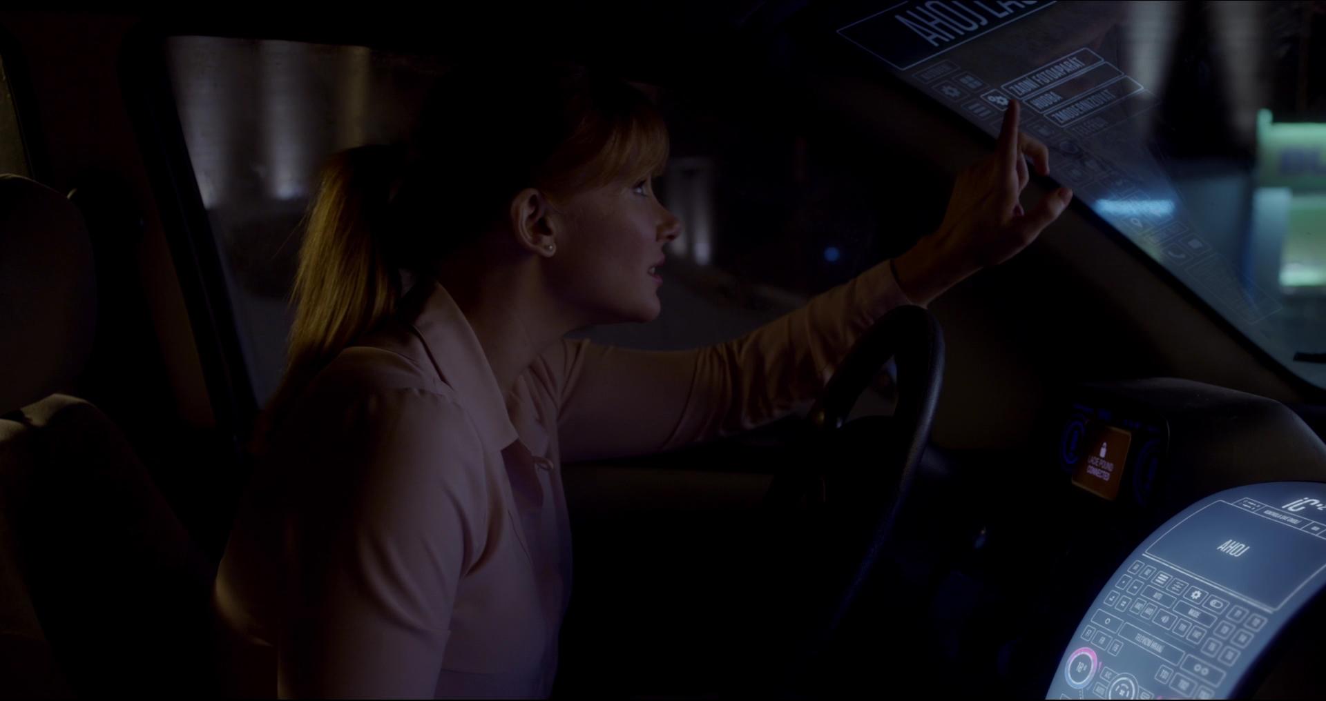 BlackMirror_28218229.jpg