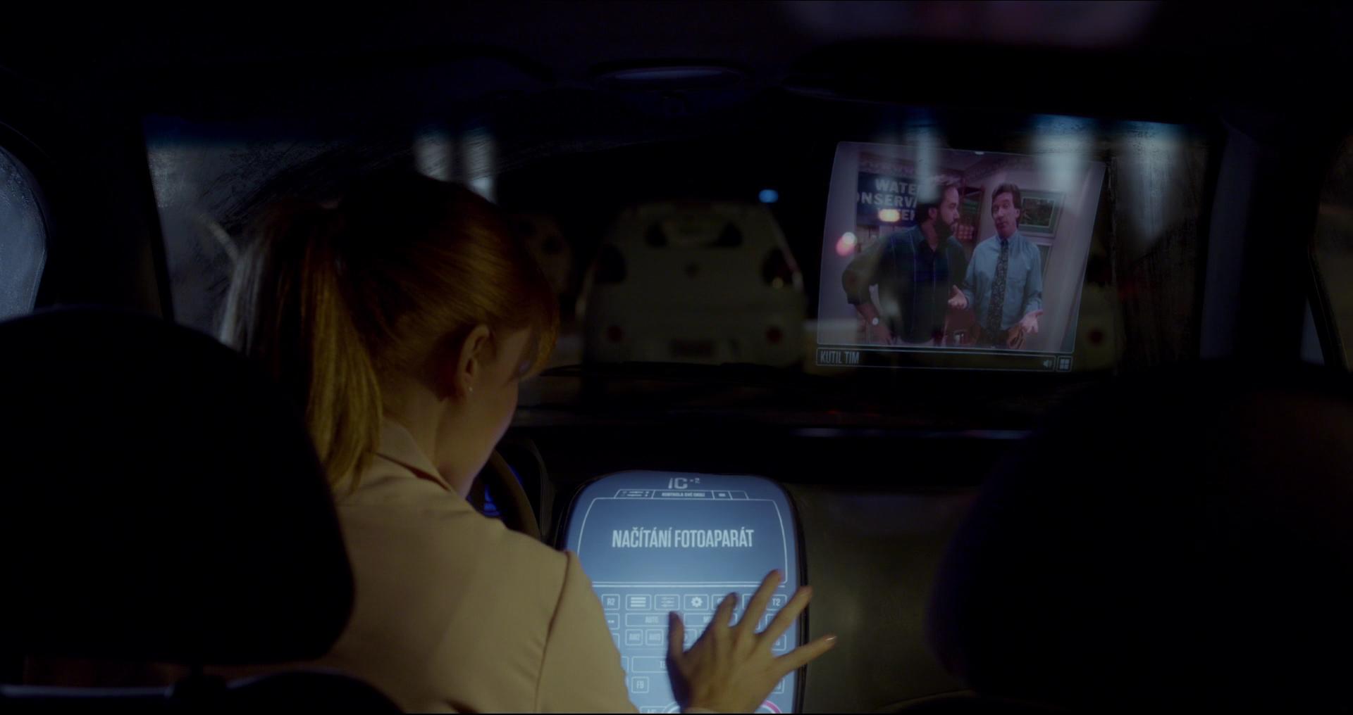 BlackMirror_28220729.jpg
