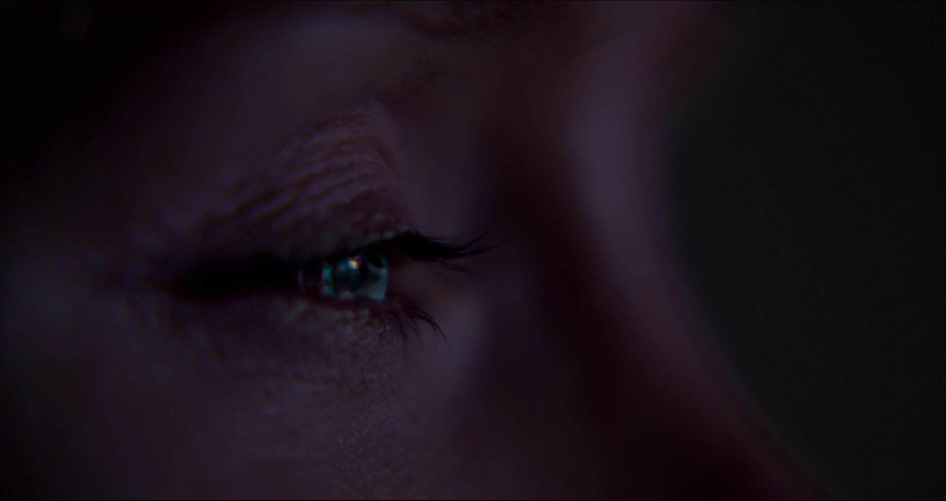 BlackMirror_28234829.jpg