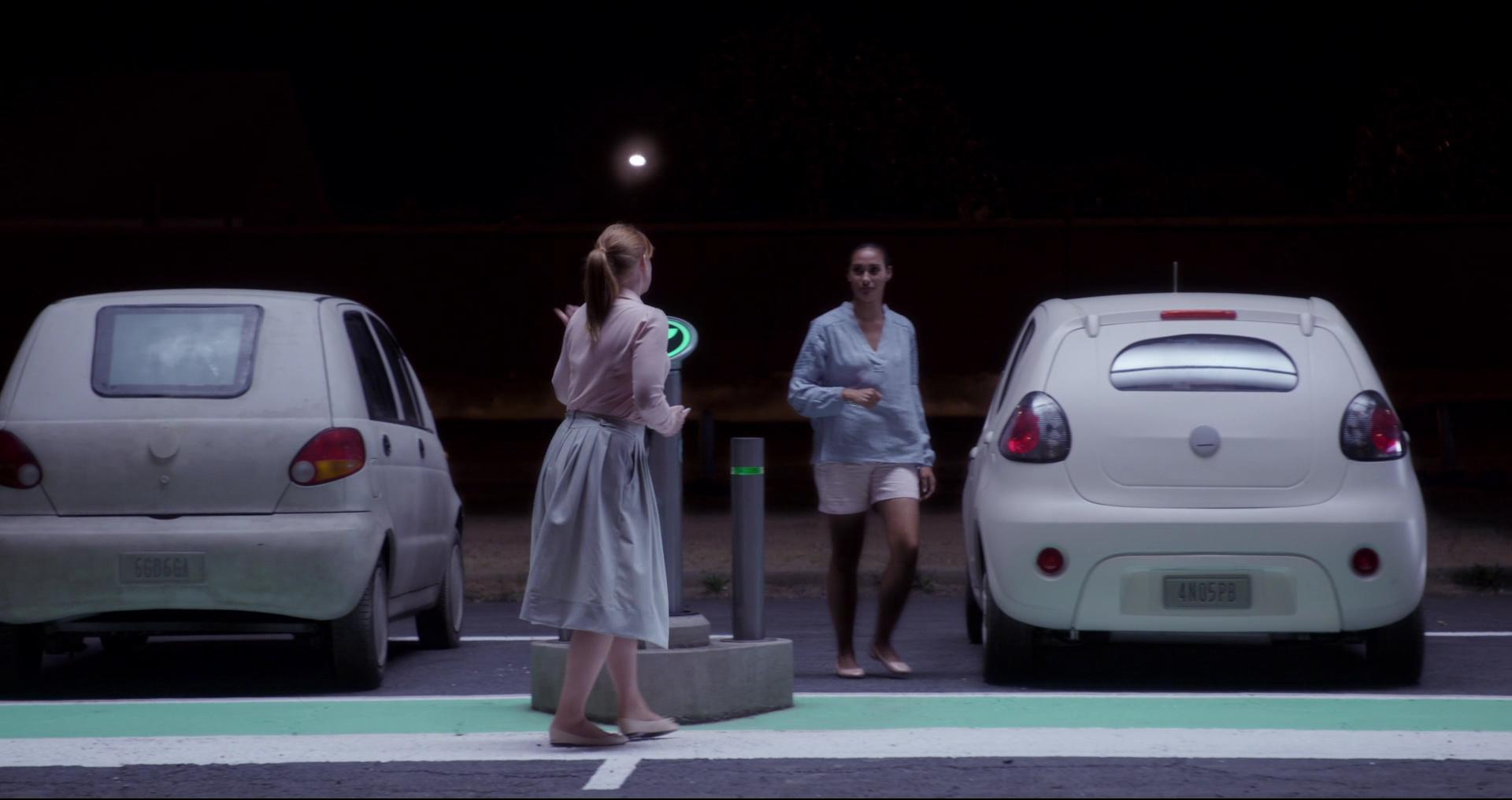 BlackMirror_28250429.jpg