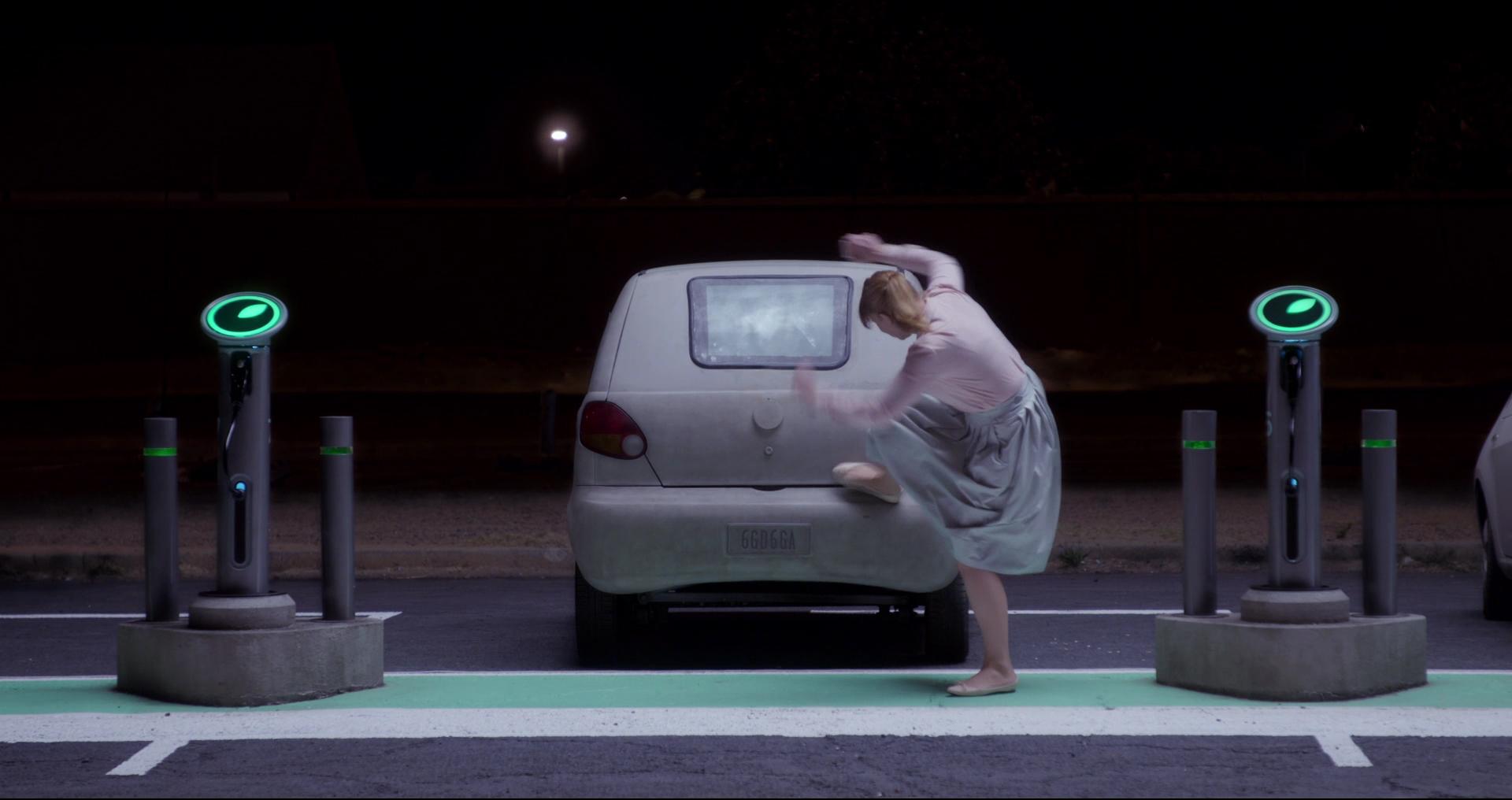 BlackMirror_28251829.jpg