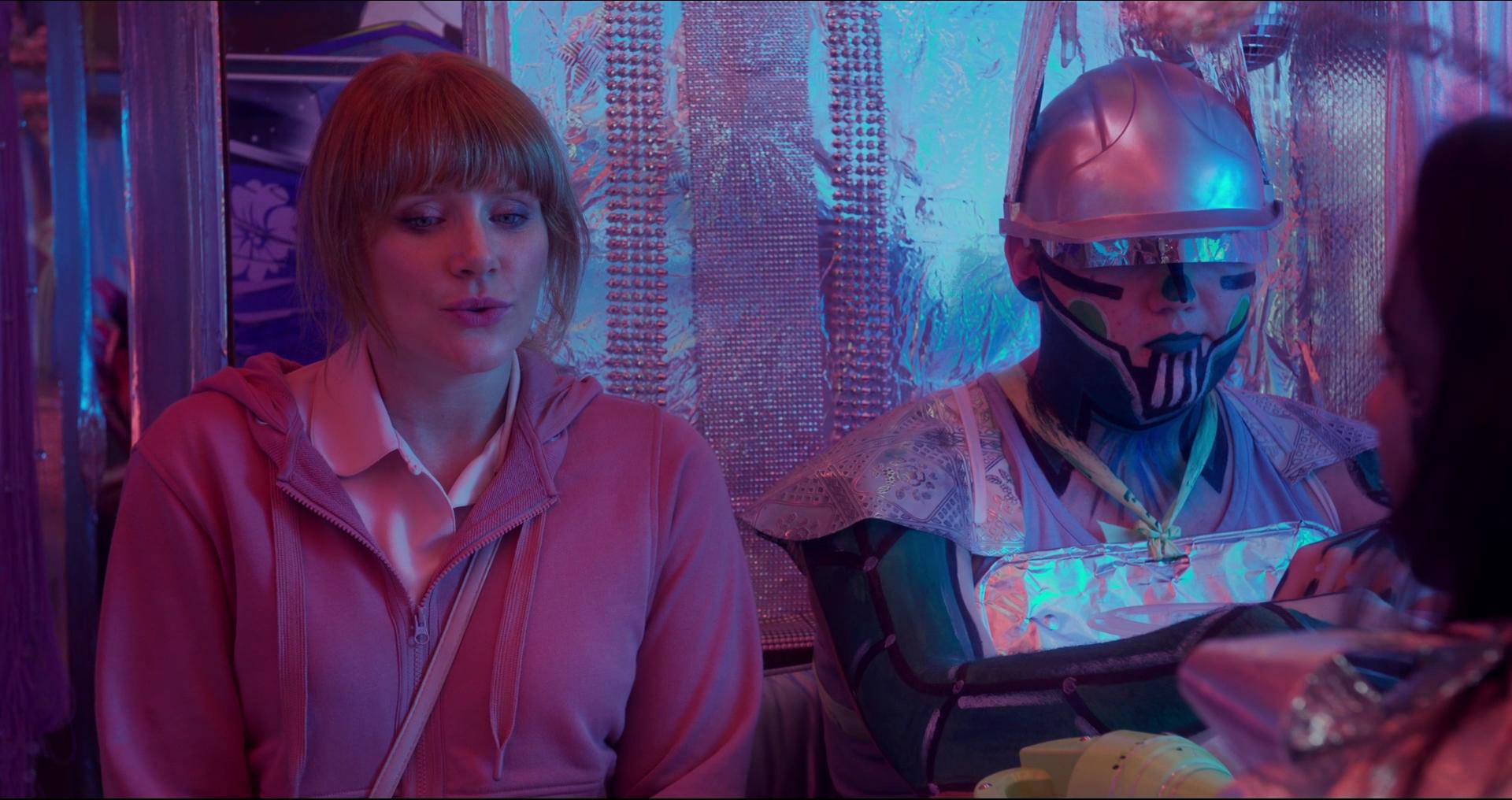 BlackMirror_28309129.jpg