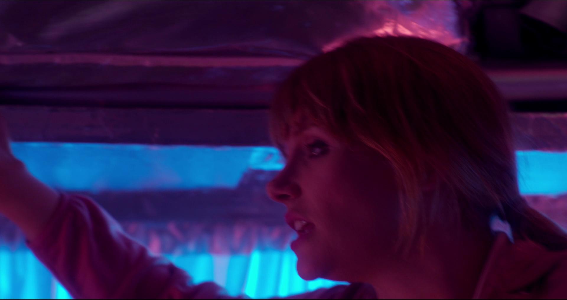 BlackMirror_28321729.jpg