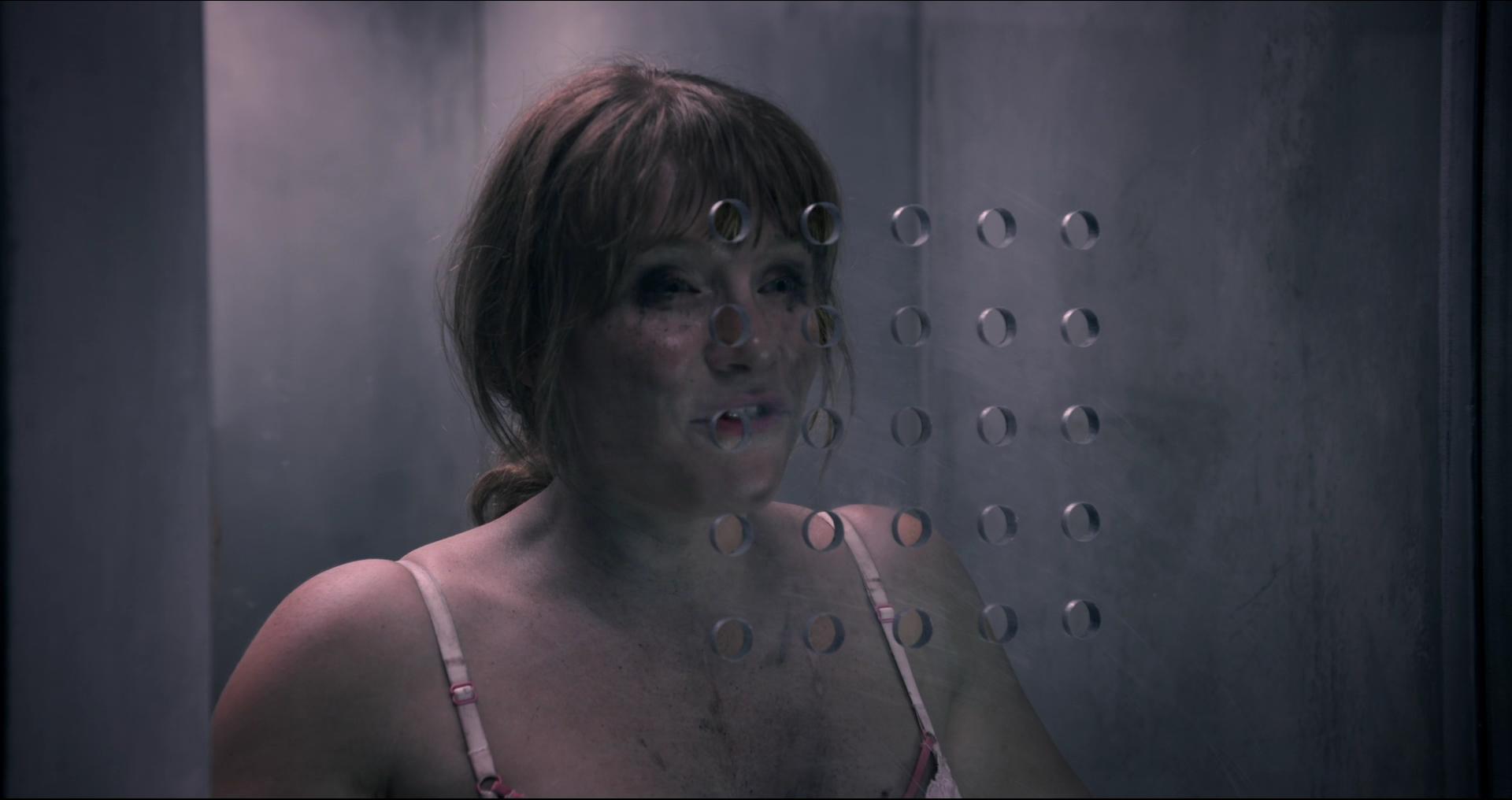 BlackMirror_28409429.jpg