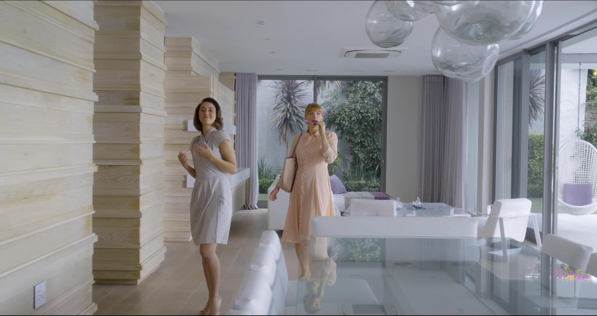 BlackMirror_2849729.jpg