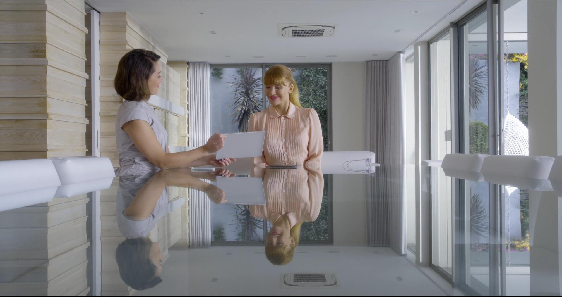 BlackMirror_2858429.jpg