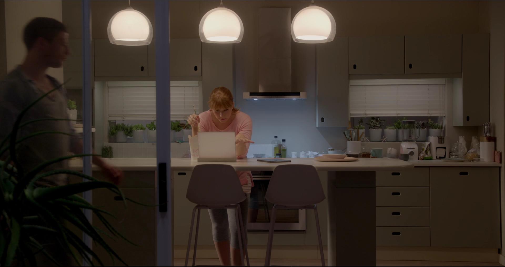 BlackMirror_2868529.jpg