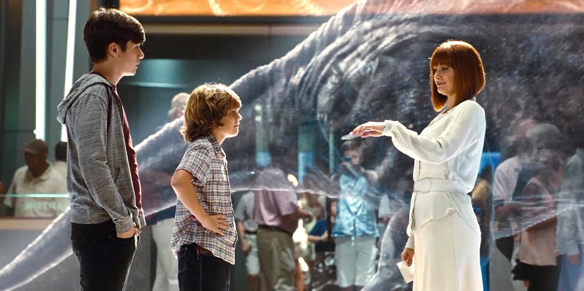 brycedallashoward-jurassicworld-00657.jpg