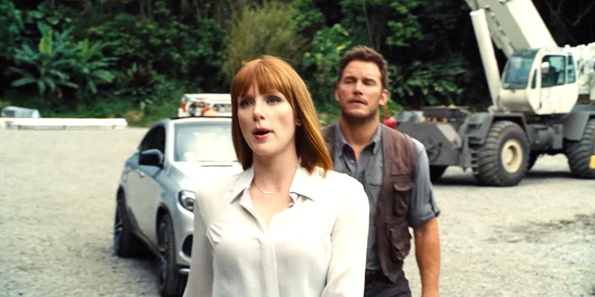 brycedallashoward-jurassicworld-01837.jpg