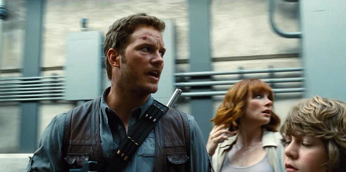 brycedallashoward-jurassicworld-05188.jpg