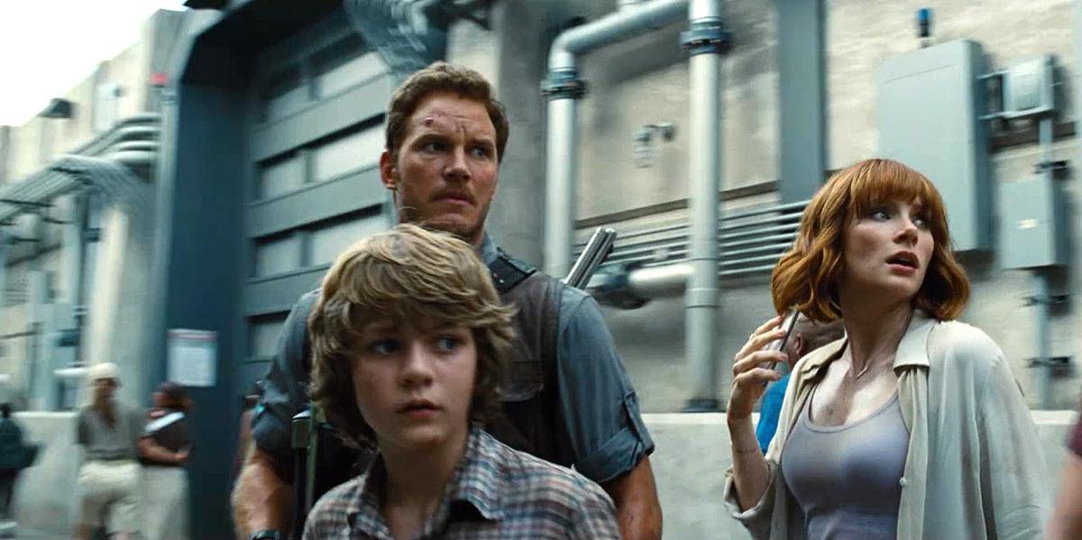 brycedallashoward-jurassicworld-05189.jpg