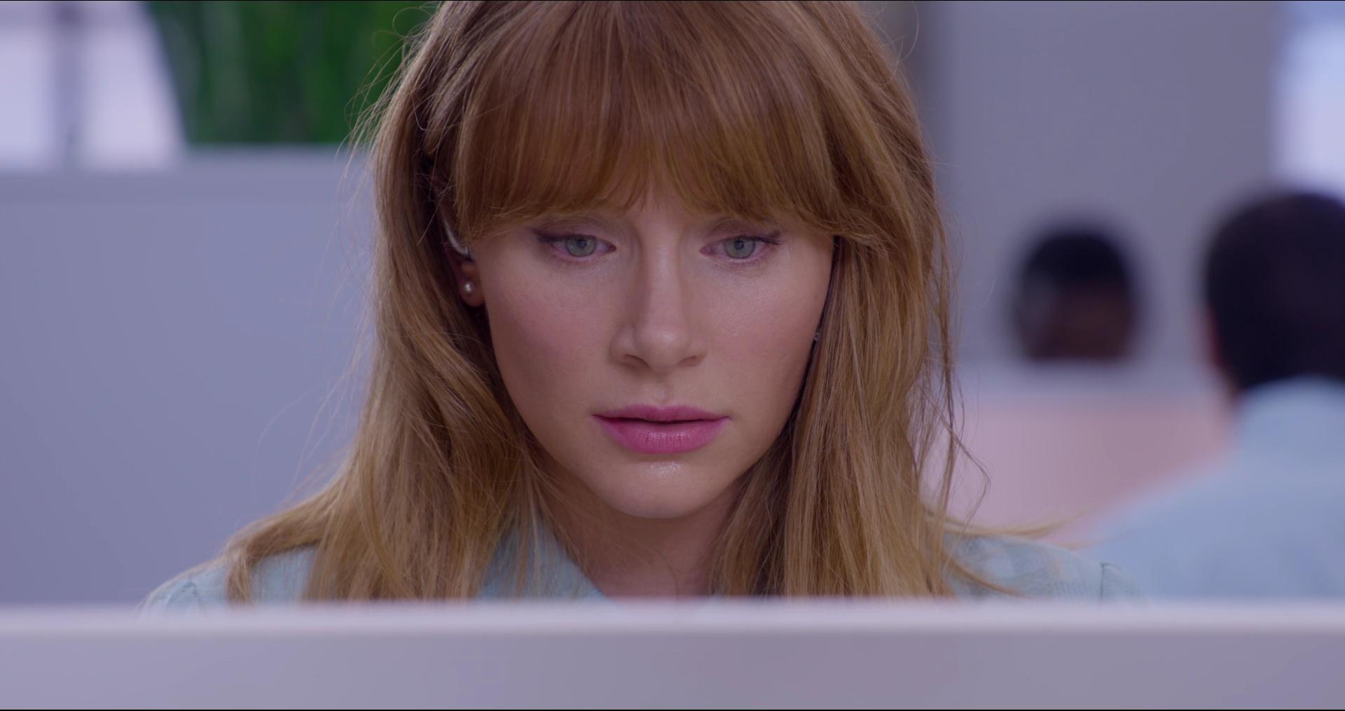 BlackMirror_28103929.jpg