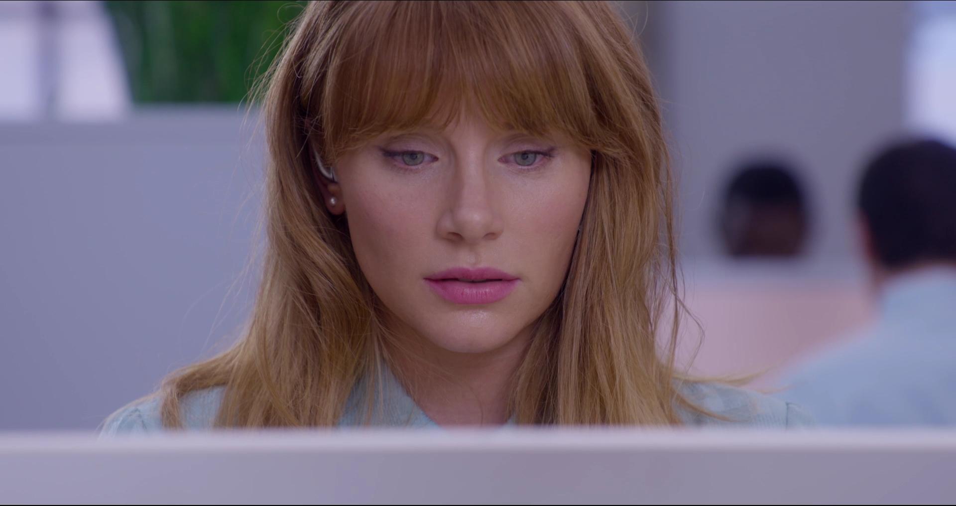 BlackMirror_28104229.jpg