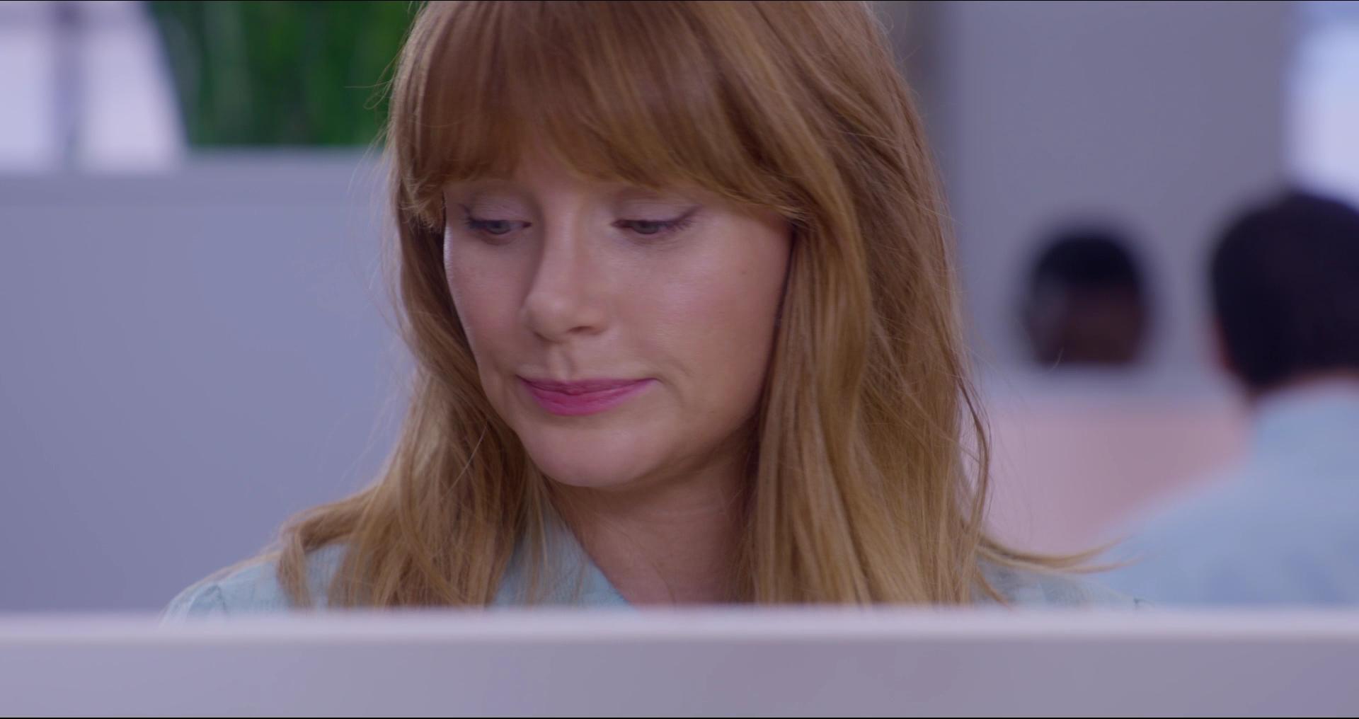 BlackMirror_28104429.jpg