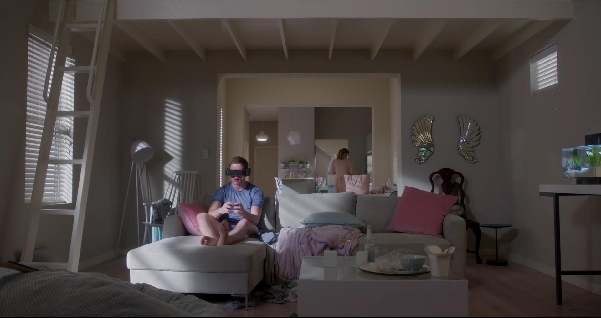 BlackMirror_2813829.jpg