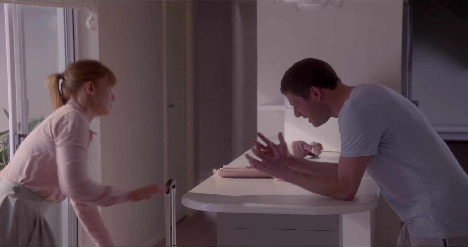 BlackMirror_28173329.jpg
