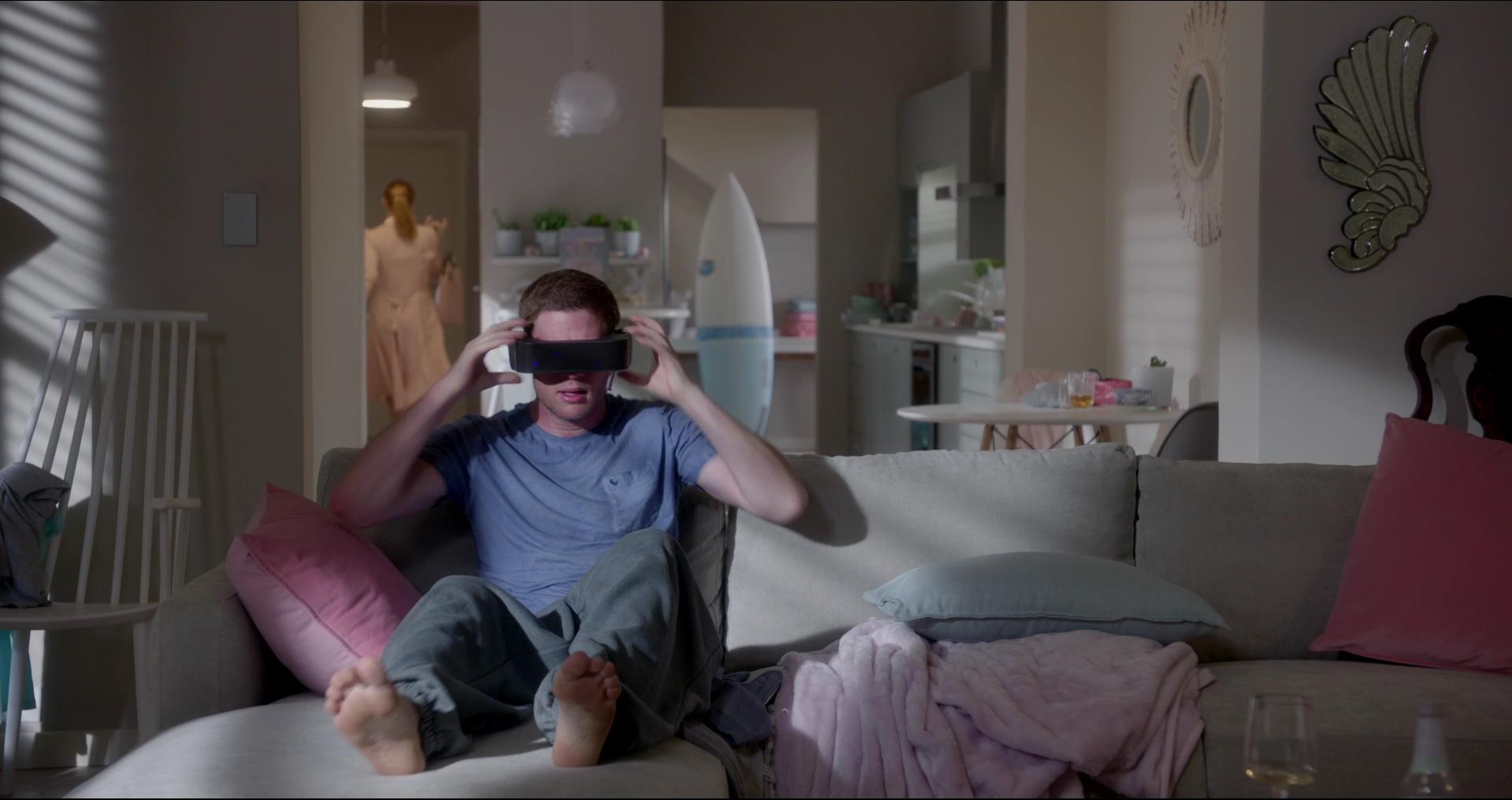BlackMirror_2817929.jpg