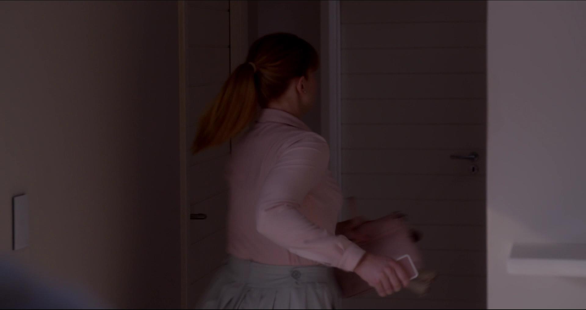 BlackMirror_28179929.jpg
