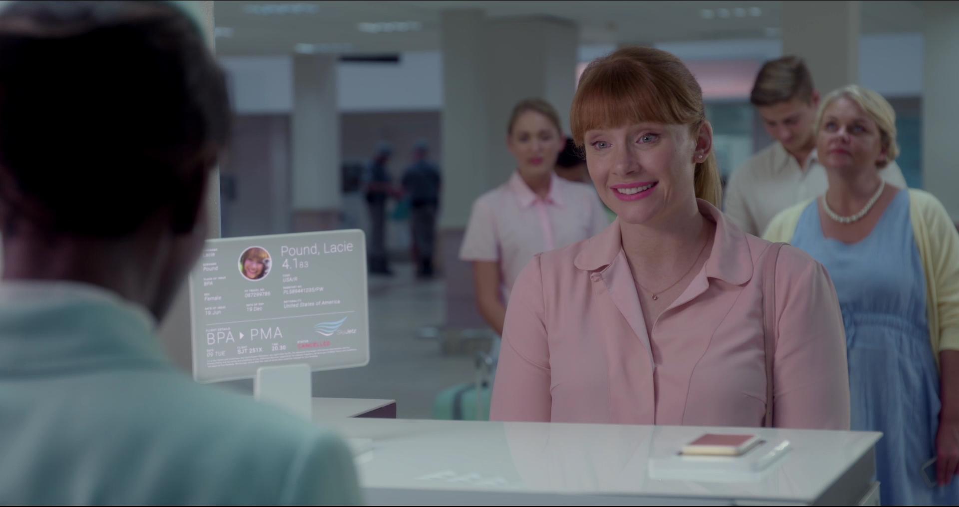 BlackMirror_28195329.jpg