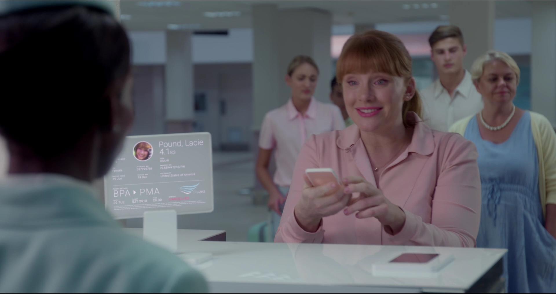 BlackMirror_28202229.jpg BlackMirror_28202229.jpg