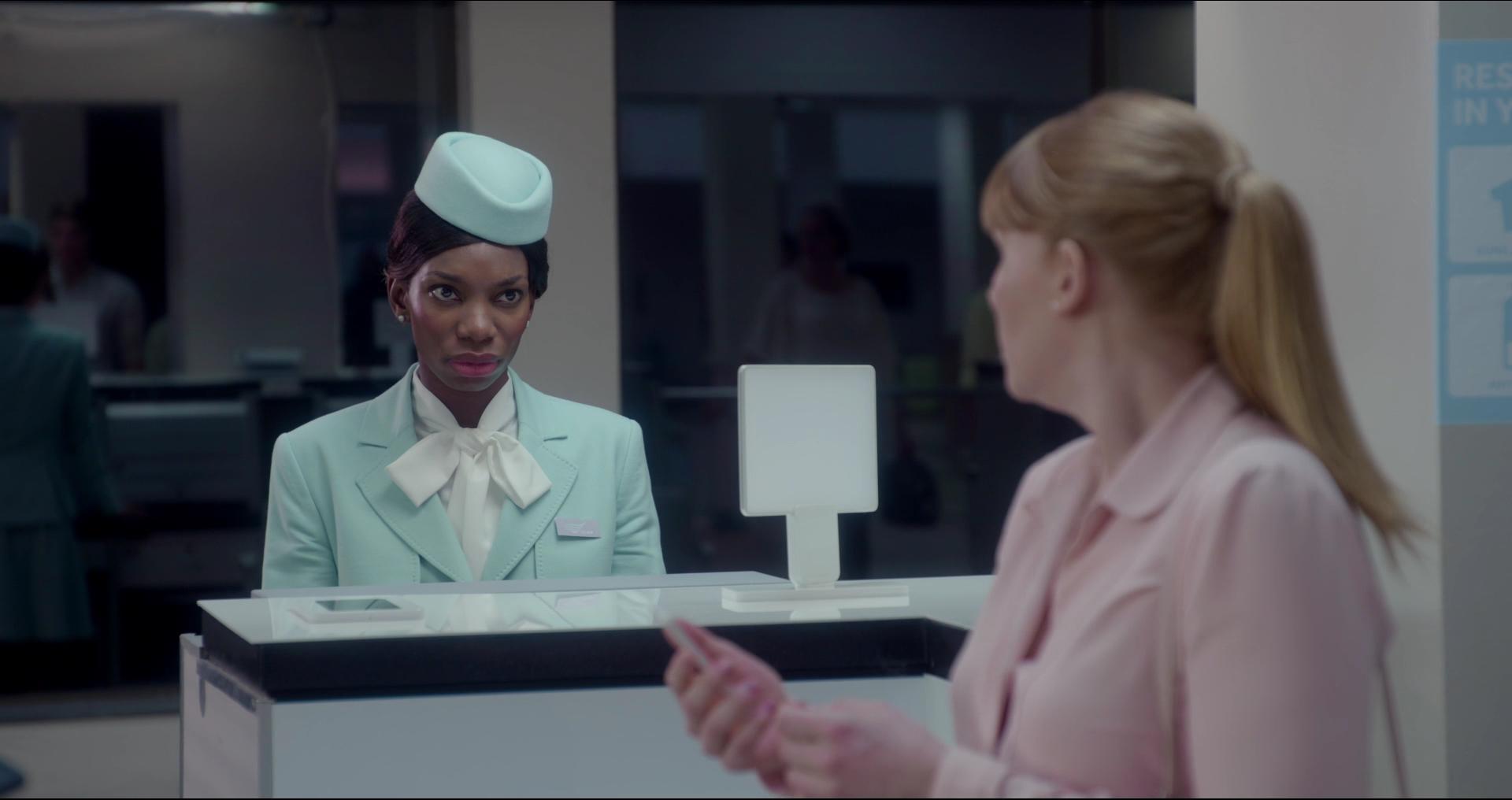BlackMirror_28205929.jpg