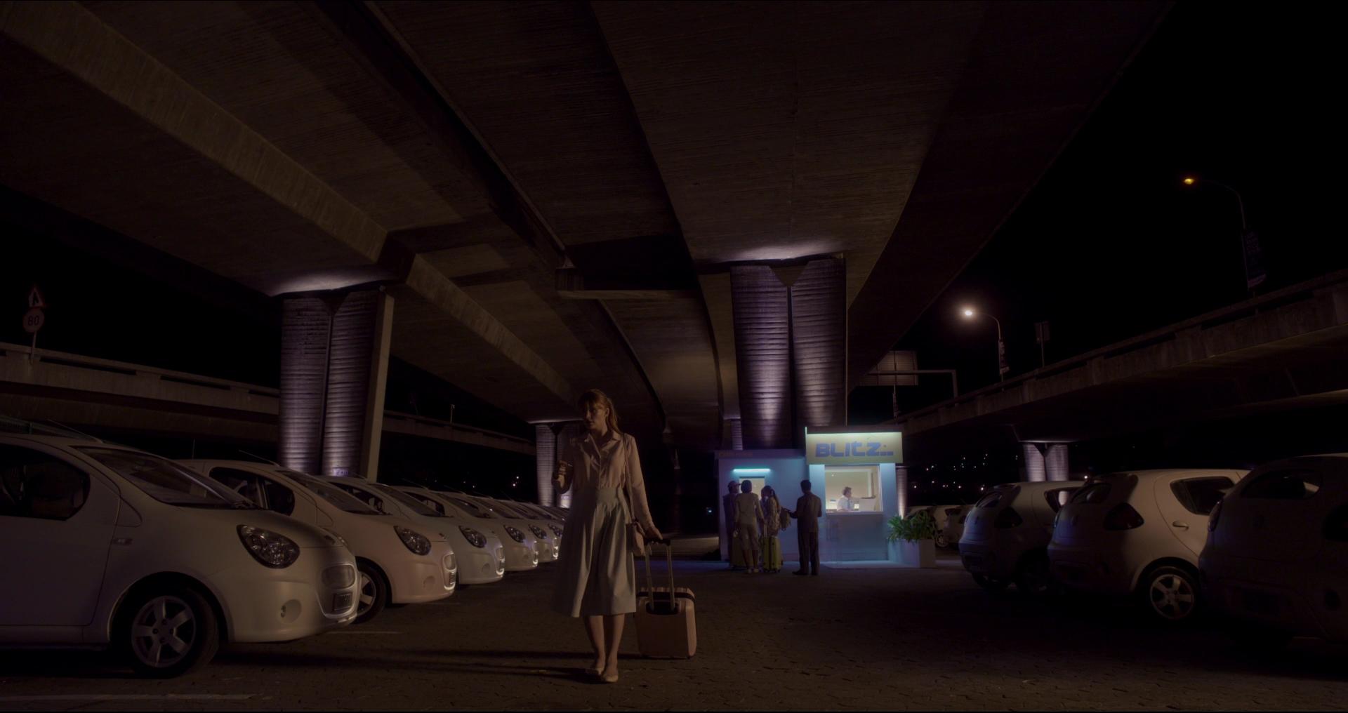 BlackMirror_28214529.jpg BlackMirror_28214529.jpg