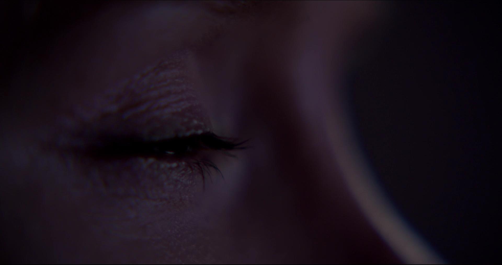 BlackMirror_28235229.jpg