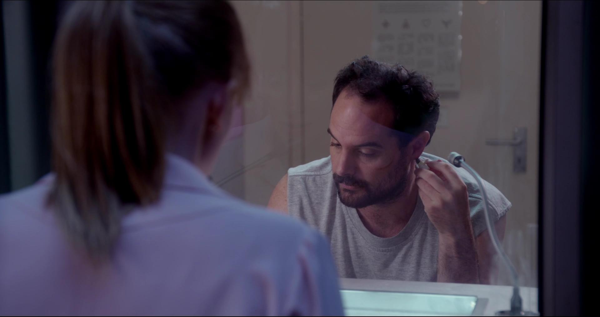 BlackMirror_28243129.jpg